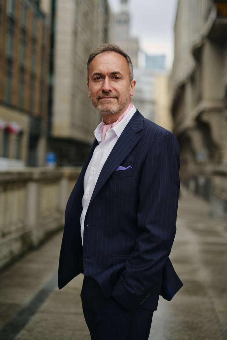 Piotr Mechlinski on a city street
